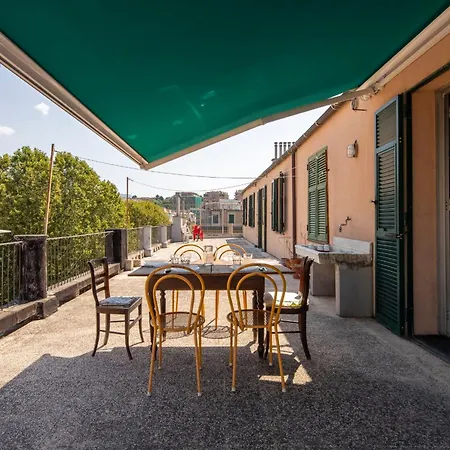 La Terrazza In Centro, Apartament Genua
