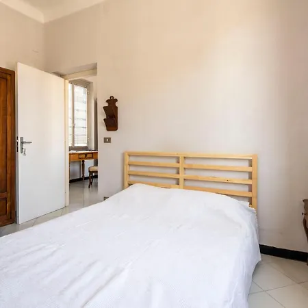 Apartament La Terrazza In Centro, Genua