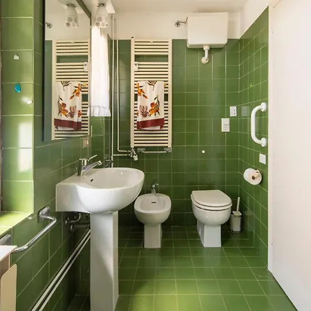 Apartament La Terrazza In Centro, *